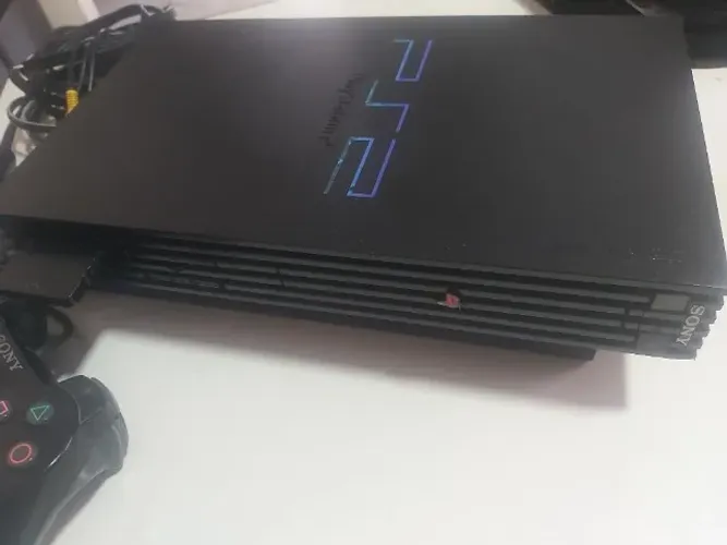 PS2 FAT + 1 controle Original+ 16 jogos paralelos