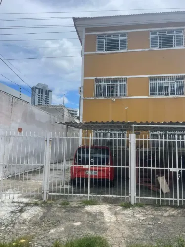 Aluga-se Apto térreo no Polo médico Ilha do Leite.