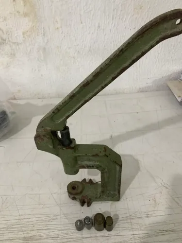 Maquina Prensa Manual Forra Botão