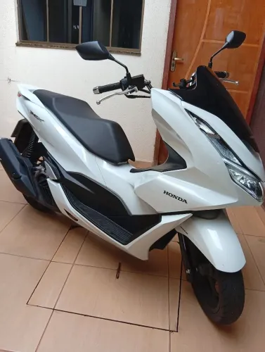 Vendo Honda PCX 160 Branca.