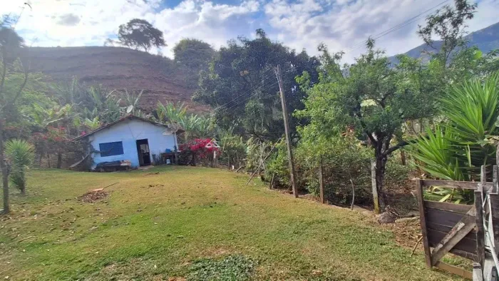Chácara à Venda - Paiol Grande, São Bento do Sapucaí/SP