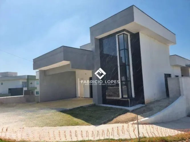 Linda Casa Térrea com 3 dormitórios à venda, 127 m² - Condomínio Residencial Malibu - Caça