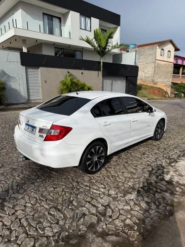 Honda Civic Sedan LXR 2.0 Flexone 16V Aut. 4P 2016