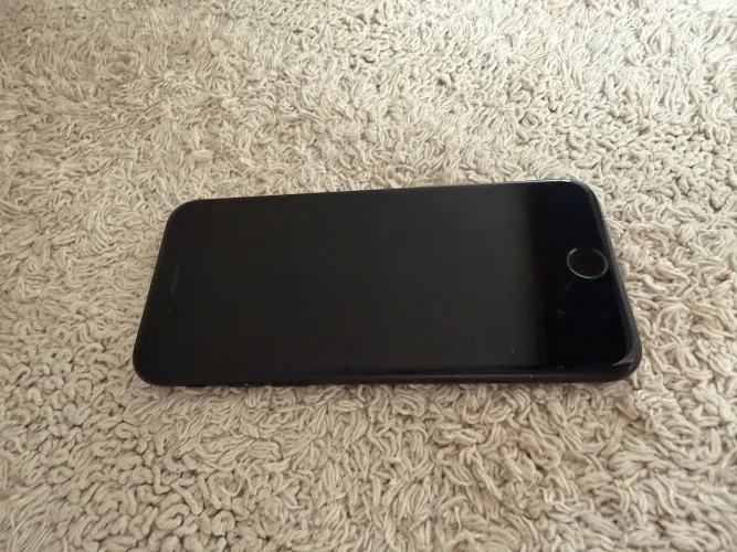 iPhone SE 128GB (2021) - Funcional e com Ótimo Preço!