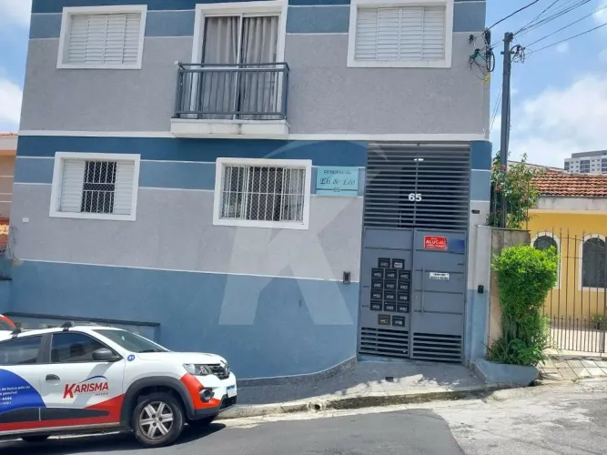 Condomínio com 45 m² com 2 dormitórios no bairro da Parada Inglesa