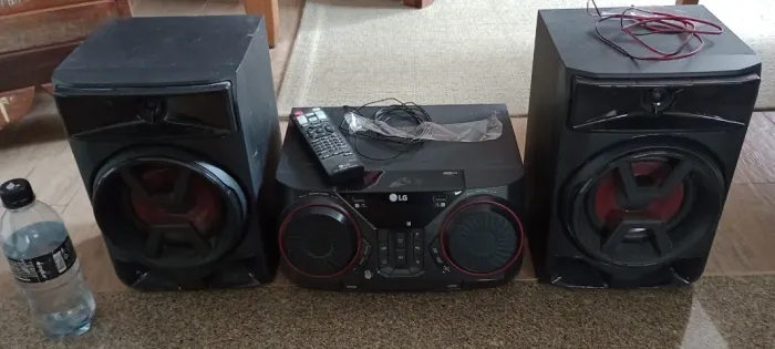 Vendo mini system LG novo