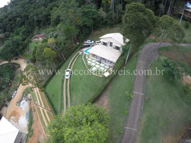 CASA DUPLEX MOBILIADA COM PISCINA EM DOMINGOS MARTINS