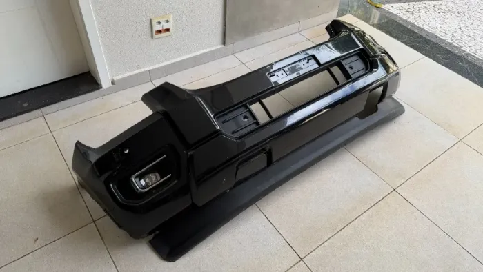 Parachoque Dianteiro Preto com Faróis de Milha em LED Original - Ranger 2024