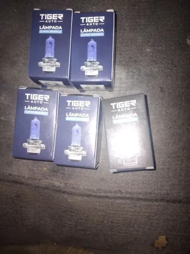 Vendo 5 lampadas para farois brancas