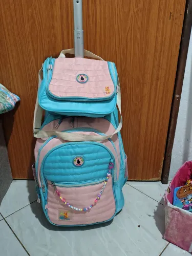 Bolsa da luluca semi-nova