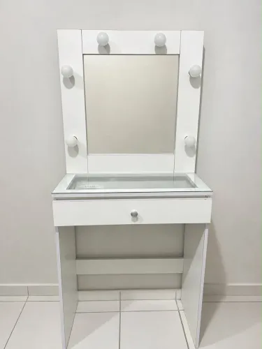 VENDO PENTEADEIRA 