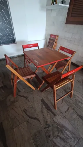 Kit 1 Mesa 70x70 + 4 Cadeiras Dobráveis Em Madeira esilo bar muito novo