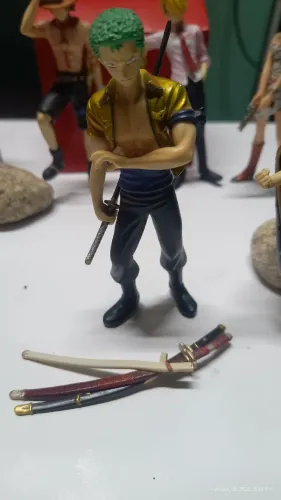 Personagens One Piece vendo unidade 