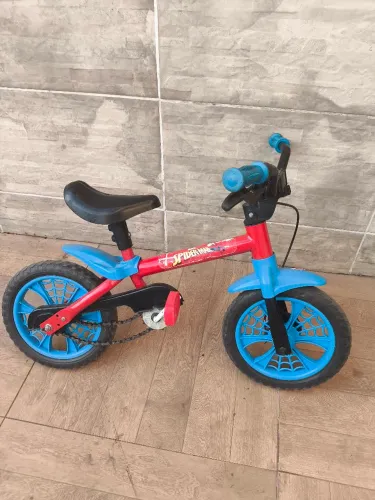 Bicicleta infantil
