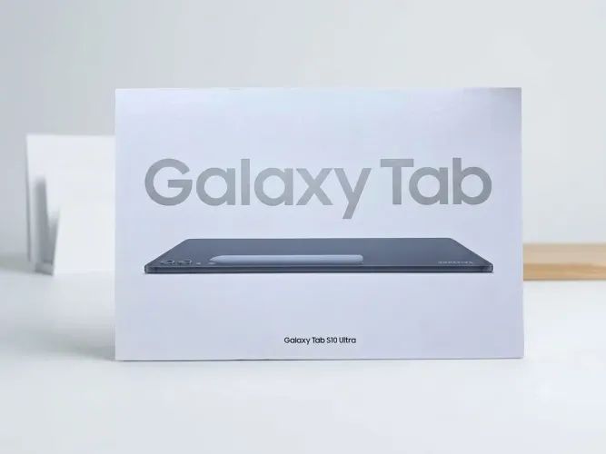 Tablet Samsung S10 Ultra com Capa teclado