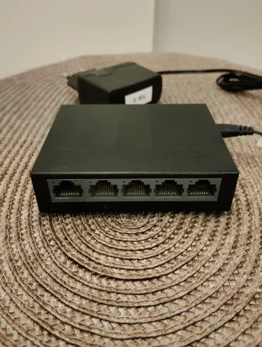Switch TP-Link LS1005G - 5 Portas GIGABIT 10/100/1000 Mbps