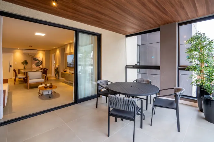 Apartamento de 3 quartos com varanda gourmet ampla no São Mateus