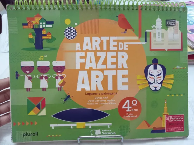 Livro didático editora saraiva A Arte de Fazer Arte 4° ano do professor