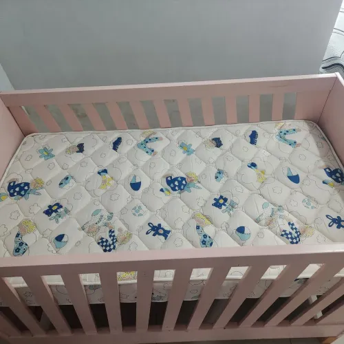Vende-se um berço