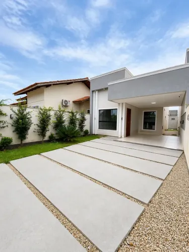 CASA EM TIJUCAS/SC ENTRADA DE R$ 300 MIL + PARCELAS