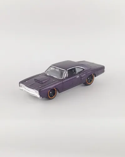 Hot Wheels '69 Dodge Coronet Super Bee detalhado 1/64 Loose