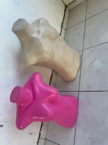 Manequim masculino e feminino