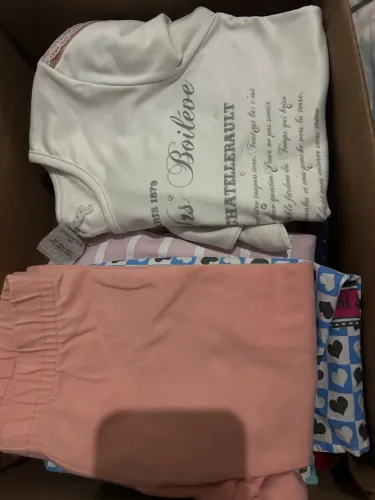 Lote de menina TAM8 e 10 roupas