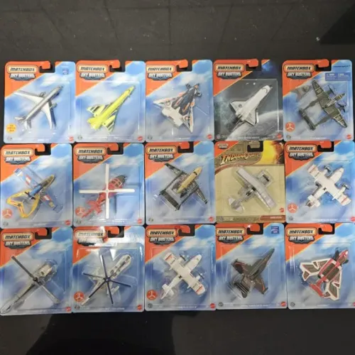 Matchbox Sky Busters Aviões / Helicópteros - Escolha o seu à partir de R$ 45,00