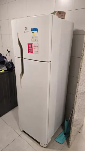 Geladeira- Electrolux 