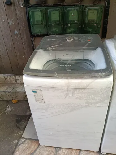 Máquina de lavar roupa Brastemp 