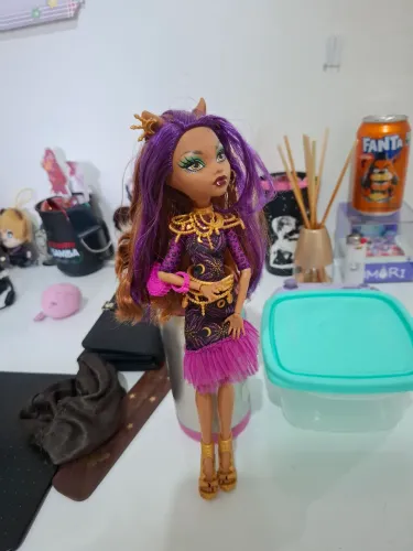 Boneca clawdeen Wolf fright camera action