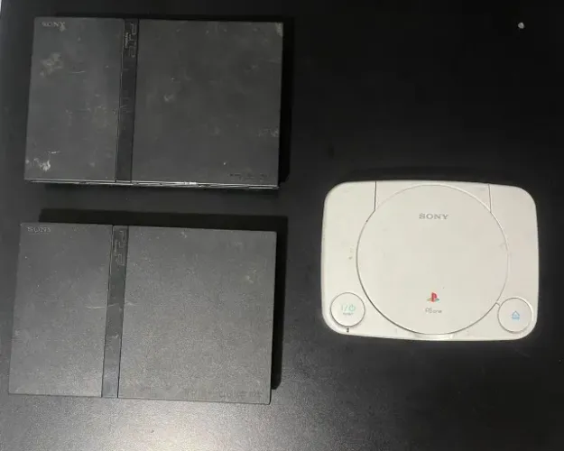 Lote 2 PS2 Slim + PS One para conserto/peças