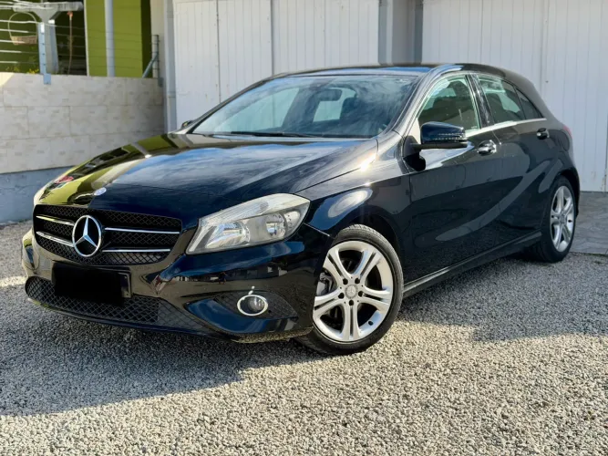Mercedes-Benz Classe A 200 1.6 TB 16V Style 156cv Aut. 2014