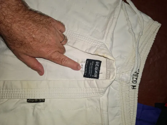 Quimono M1 bom estado