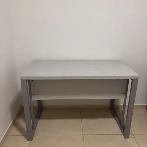 Mesa de Escritório / Escrivaninha Home Office - Estilo Industrial (Perfeito Estado)