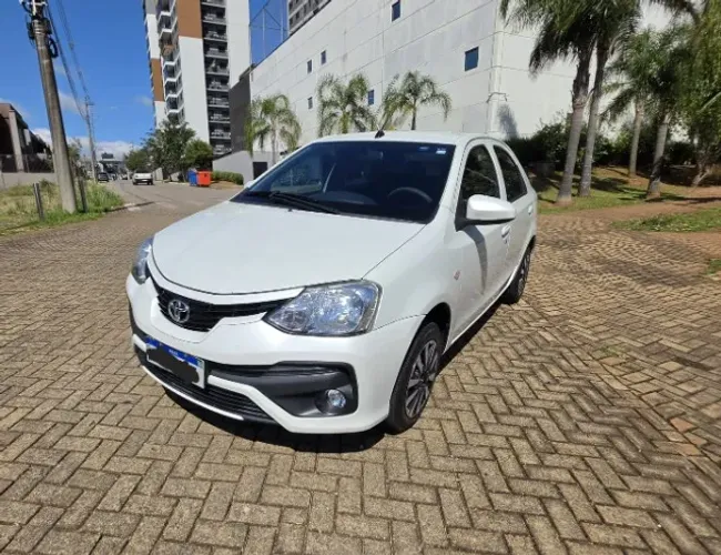 Toyota Etios X Sedan 1.5 Flex 16V 4P Mec. 2018