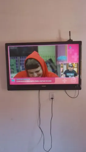 VENDO TV SEMP TOSHIBA 42 POLEGADAS FULL HD