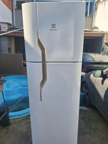 Geladeira frost free 