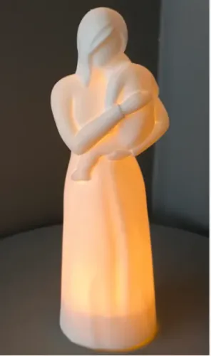 Escultura Maternidade em Branco - Amor e Acolhimento Eterno