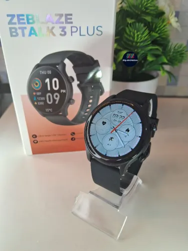 Smartwatch ZEBLAZE btalk 3 plus.
