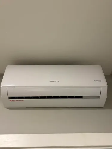 Ar Condicionado 9000 BTU quente e frio Agratto