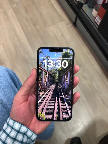 iPhone 14