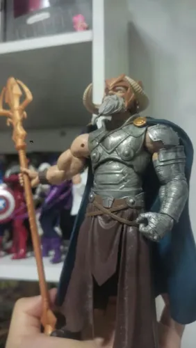 Action Figure Odin BAF Marvel Legends