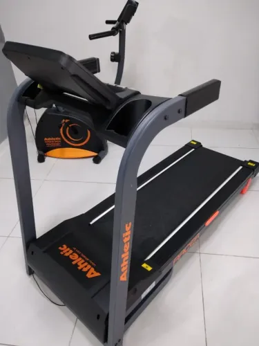 Esteira Athletic Racer 5.0 HPM 16 km/h - Bivolt - Até 130 kg