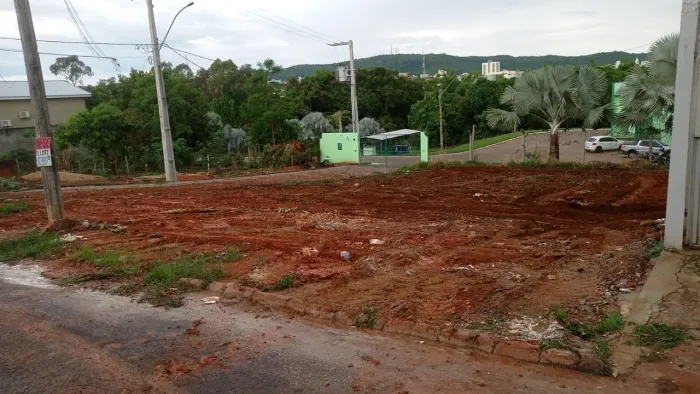 Lote 300 m² em São Luís de Montes Belos