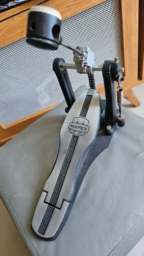 Pedal Mapex seminovo 