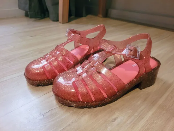 Melissa possession 31