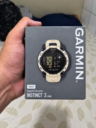 Garmin Instinct 3 AMOLED 45mm - Novo sem uso