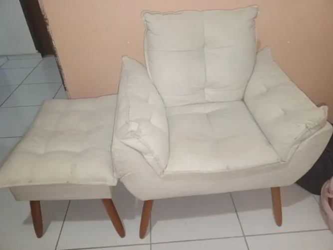 Cadeira amamentação com puff