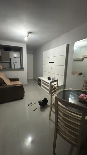 Aluga-se apartamento (para dividir com 1 pessoa) LEIA DESCRIÇÃO